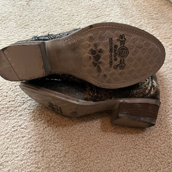 Circle G Booties - Picture 3 of 5